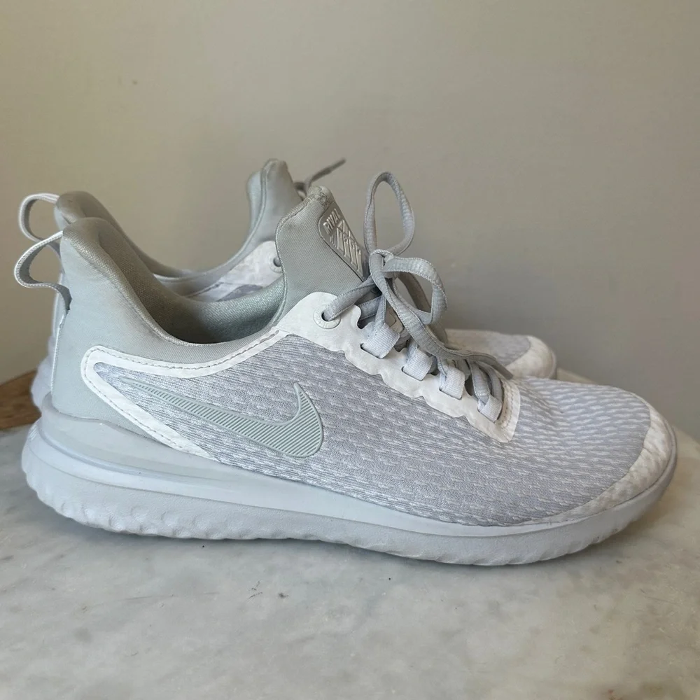 NIKE Renew Rival Women's White Lace-up Sneakers Tennis shoes size 8